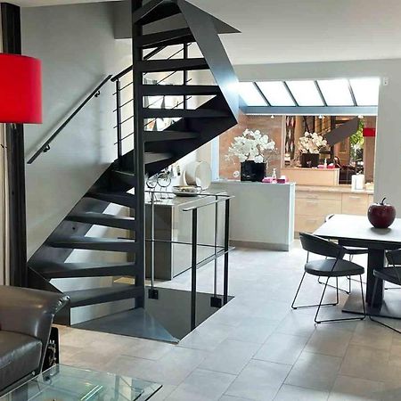 Charming Townhouse With Garden In The City Of Love Paris Exterior photo